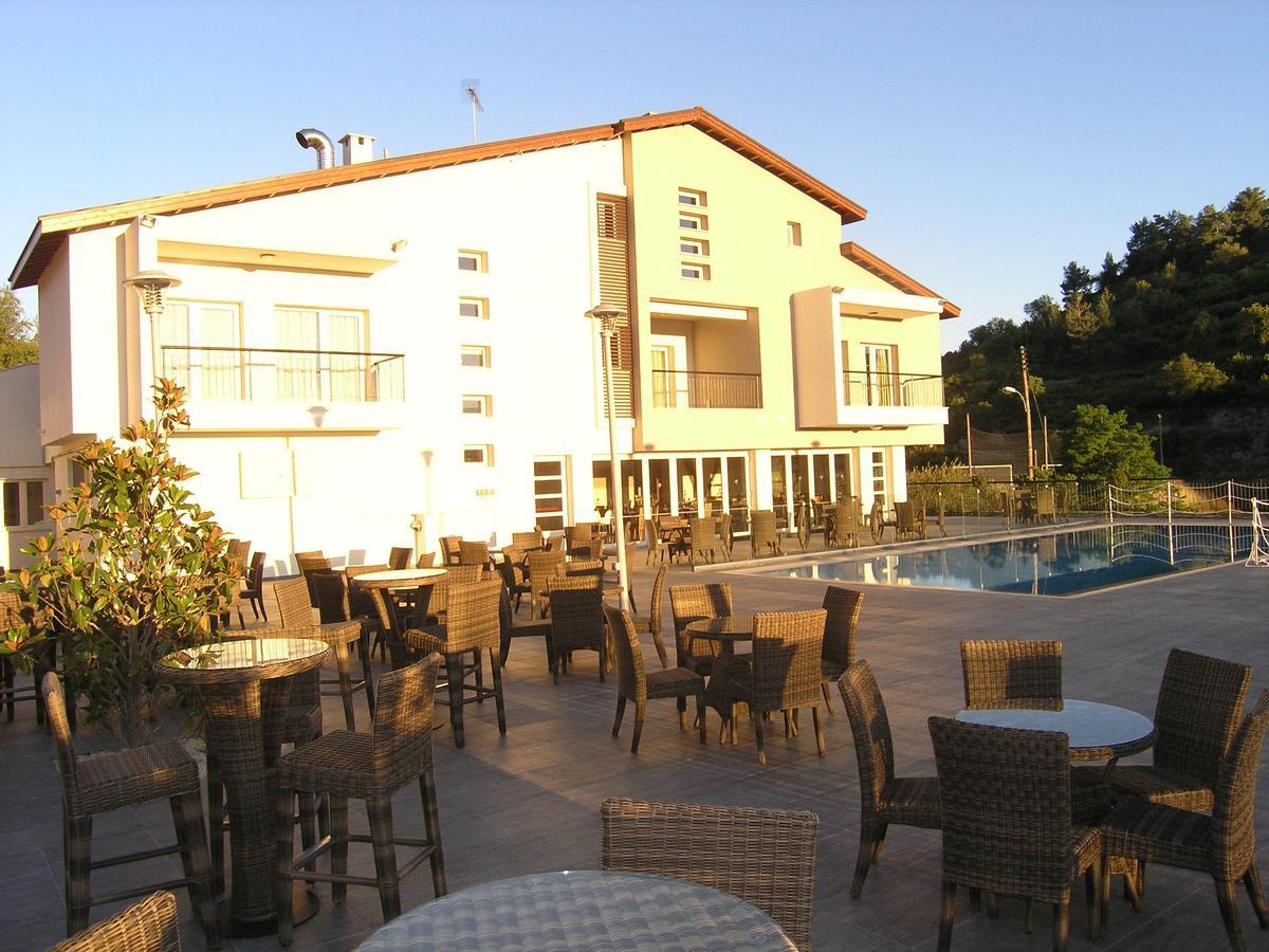 Livadia Hotel Kyperounta מראה חיצוני תמונה